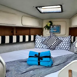 Botel Yacht Experience Boatsbreakfast Barcelona, Sant Adria de Besos